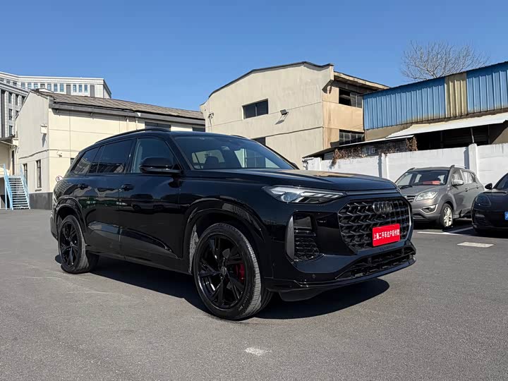 Фото 3 - Audi Q6