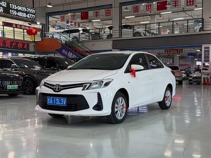 Фото 1 - Toyota Vios