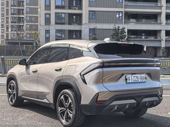 Фото 6 - Geely Galaxy L7