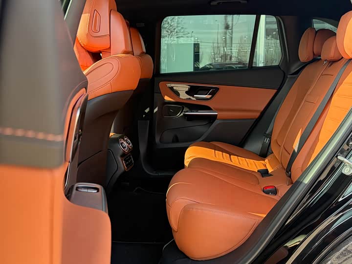 Фото 2 - Mercedes-Benz GLC-Class Hybrid