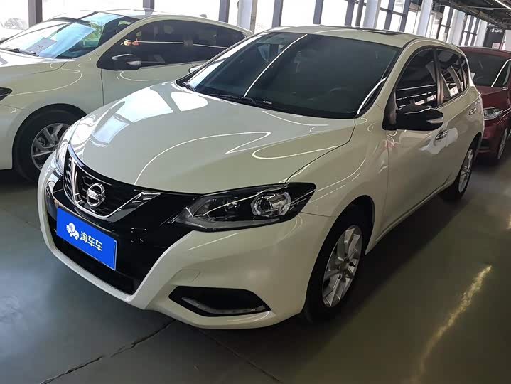 Фото 1 - Nissan Tiida