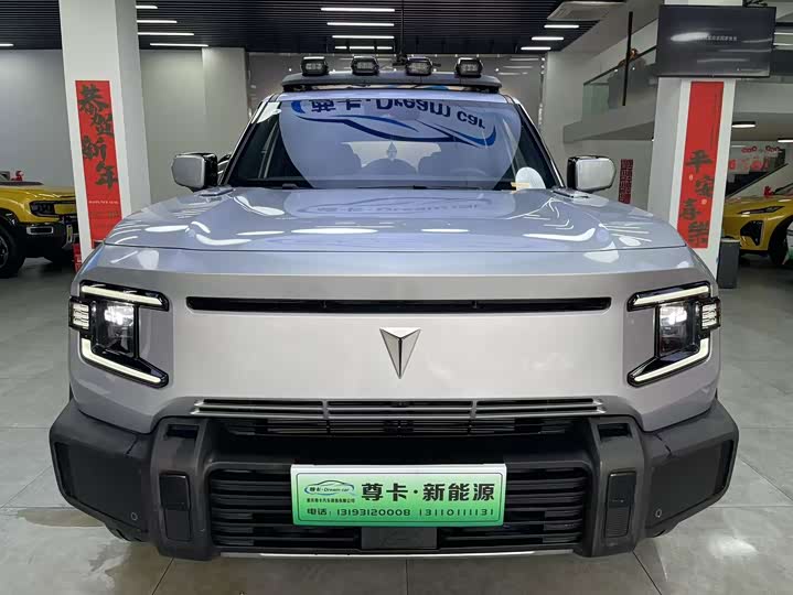 Фото 2 - Changan Deepal G318