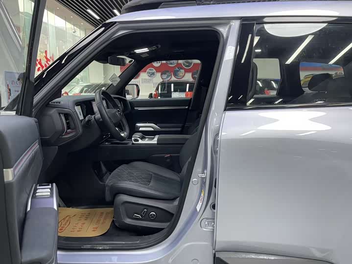 Фото 3 - Changan Deepal G318