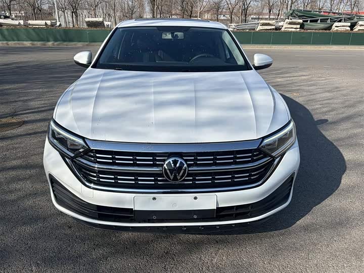 Фото 2 - Volkswagen Sagitar L