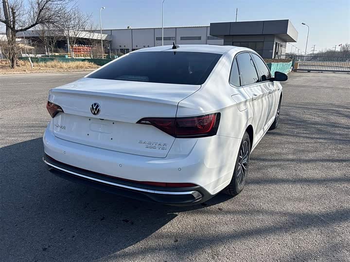 Фото 4 - Volkswagen Sagitar L