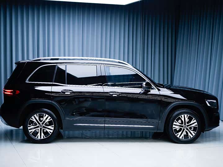 Фото 4 - Mercedes-Benz GLB-Class