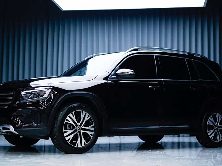 Фото 6 - Mercedes-Benz GLB-Class