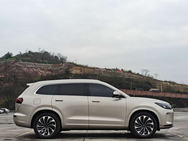 Фото 3 - Aito M7