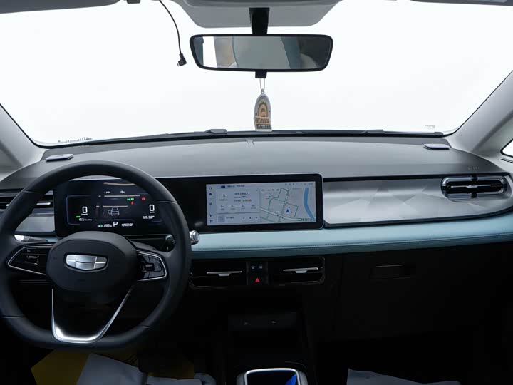 Фото 8 - Geely Geometry E Firefly