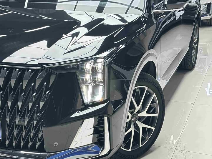 Фото 2 - GAC Trumpchi GS8