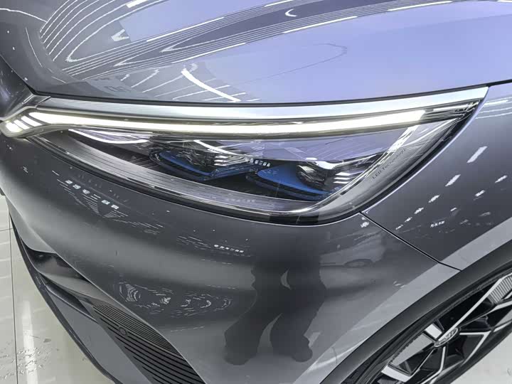 Фото 3 - BYD Yuan Plus