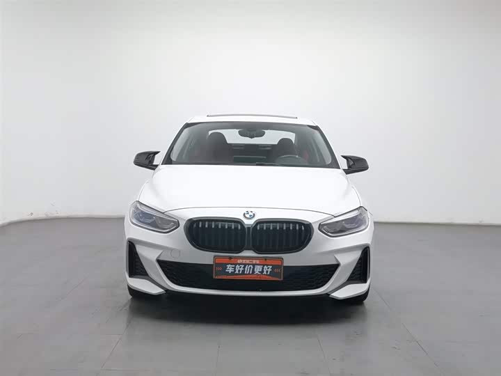 Фото 3 - BMW 1 Series
