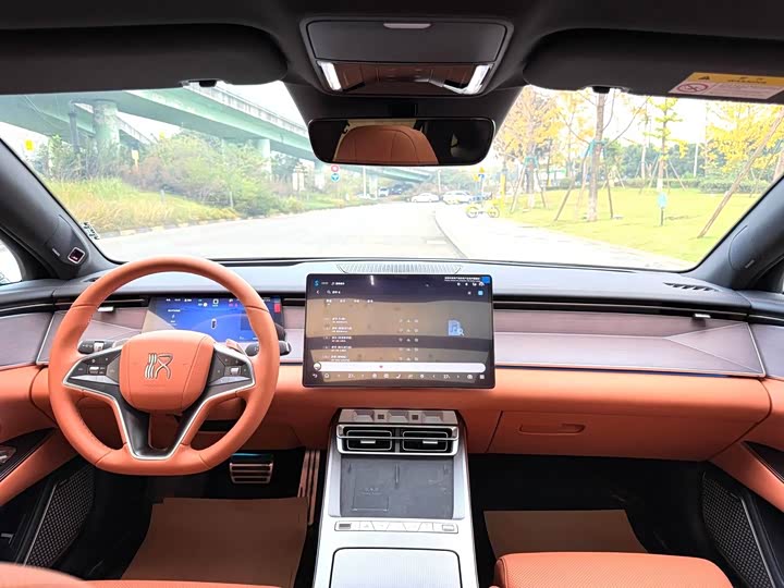 Фото 4 - BYD Han L