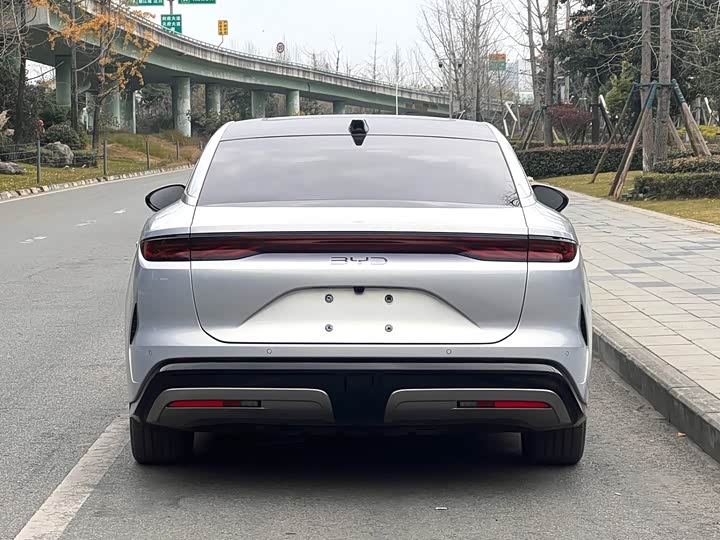 Фото 9 - BYD Han L