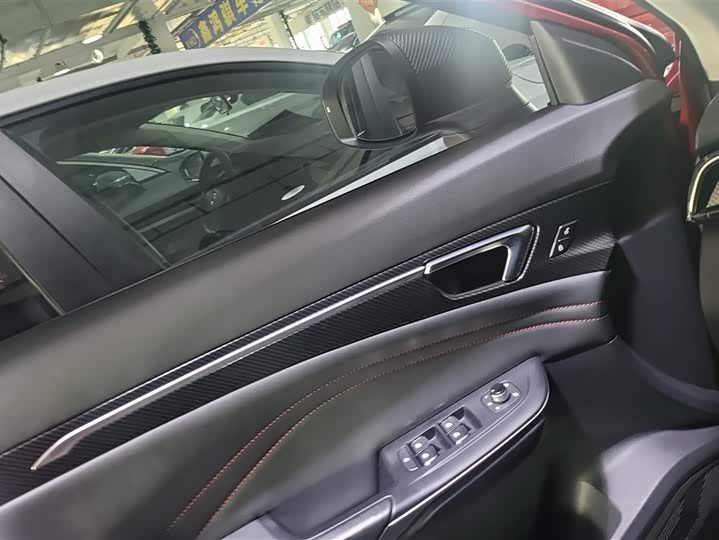 Фото 7 - Bestune T55