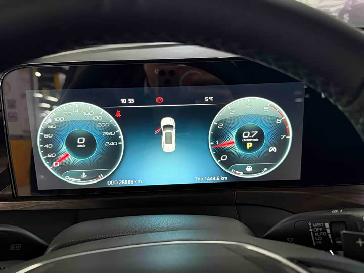 Фото 6 - Ford Equator