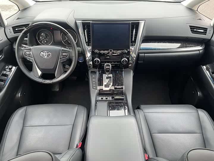 Фото 6 - Toyota Vellfire