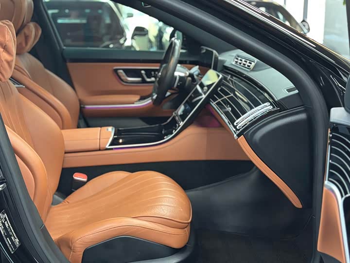 Фото 6 - Mercedes-Benz S-Class