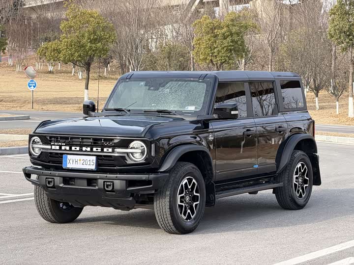 Фото 1 - Ford Bronco