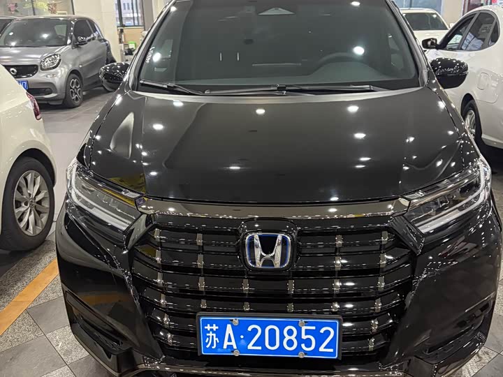 Фото 5 - Honda Elysion