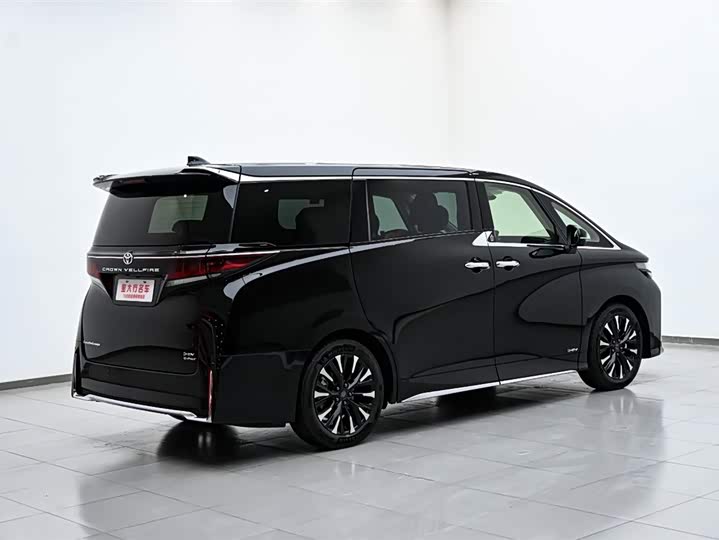 Фото 7 - Toyota Vellfire