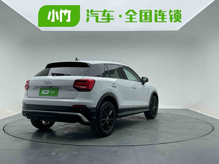 Фото 6 - Audi Q2L