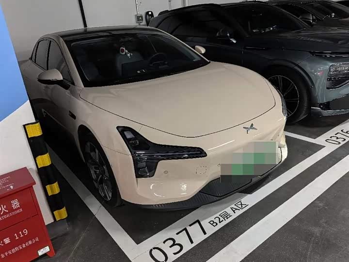 Фото 2 - XPeng Mona M03