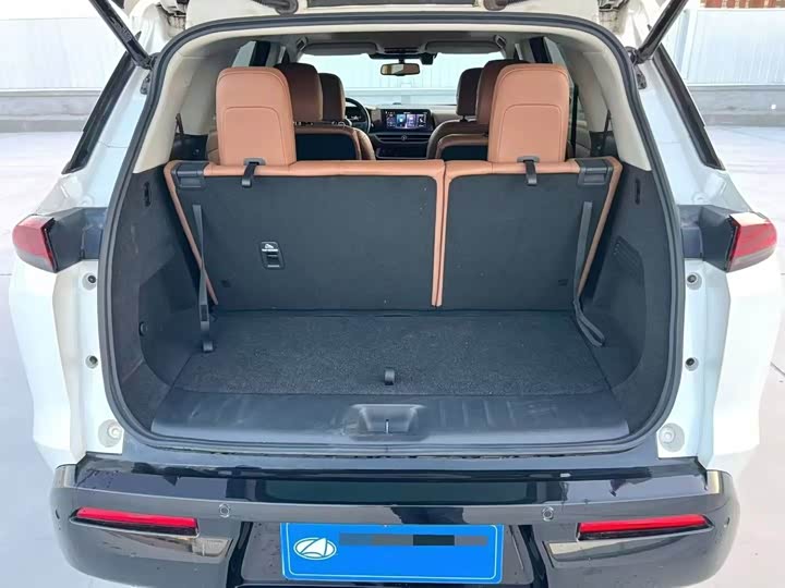 Фото 9 - Nissan Pathfinder