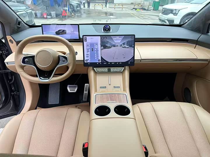 Фото 4 - Luxeed R7