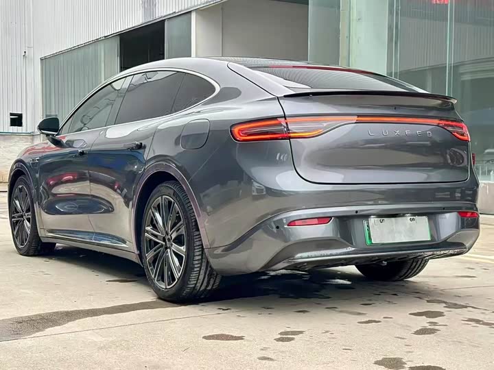 Фото 9 - Luxeed R7