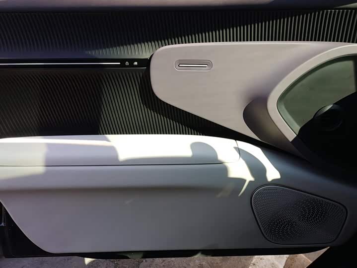 Фото 7 - Avatr 12