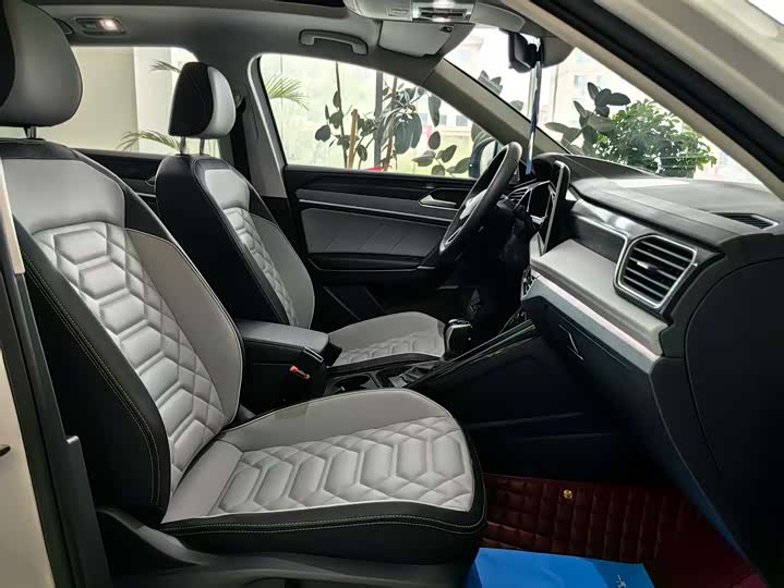 Фото 7 - Volkswagen Tayron