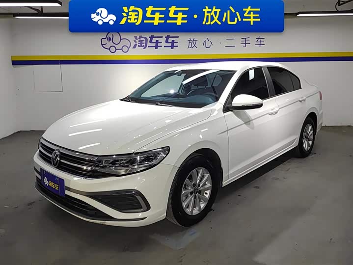 Фото 1 - Volkswagen Bora