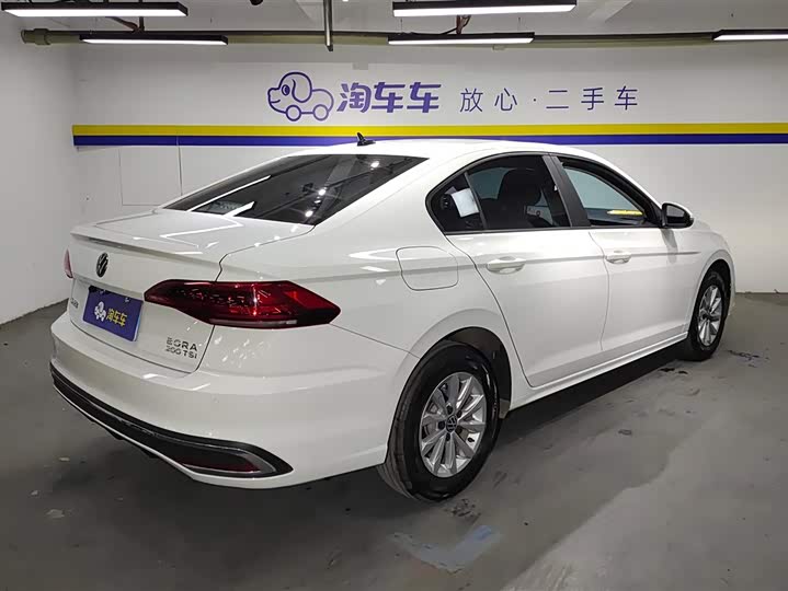 Фото 3 - Volkswagen Bora