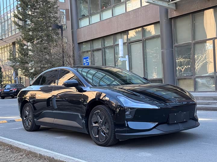 Фото 3 - XPeng Mona M03