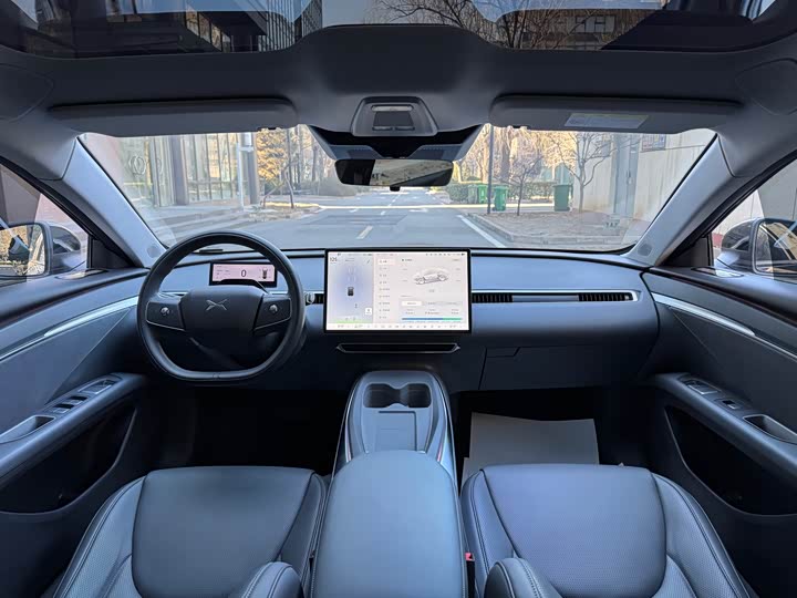 Фото 8 - XPeng Mona M03