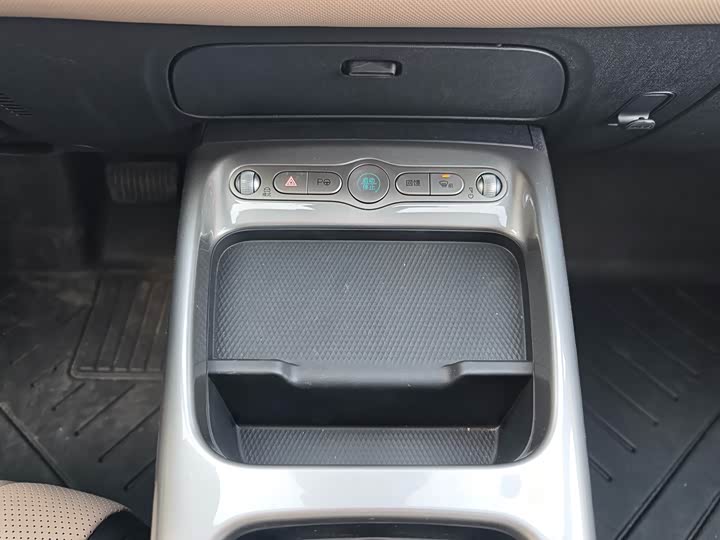 Фото 9 - BYD Dolphin