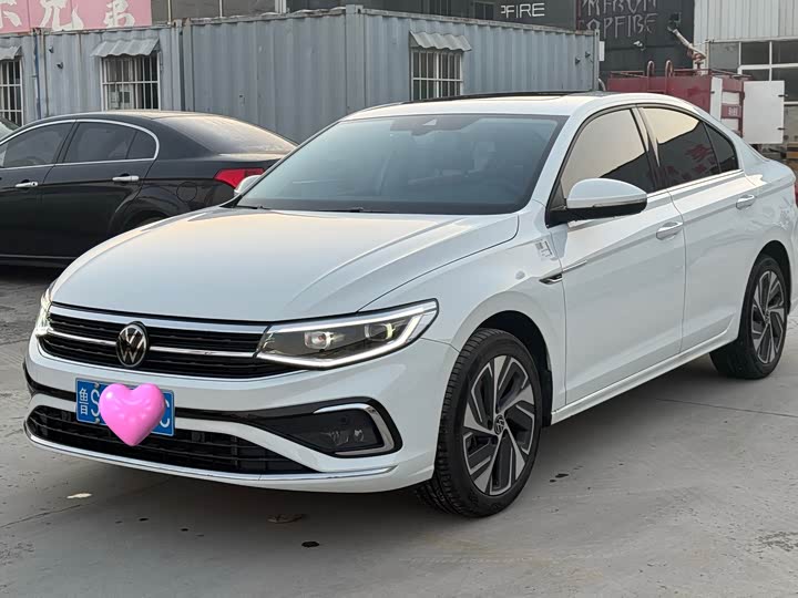 Фото 1 - Volkswagen Bora