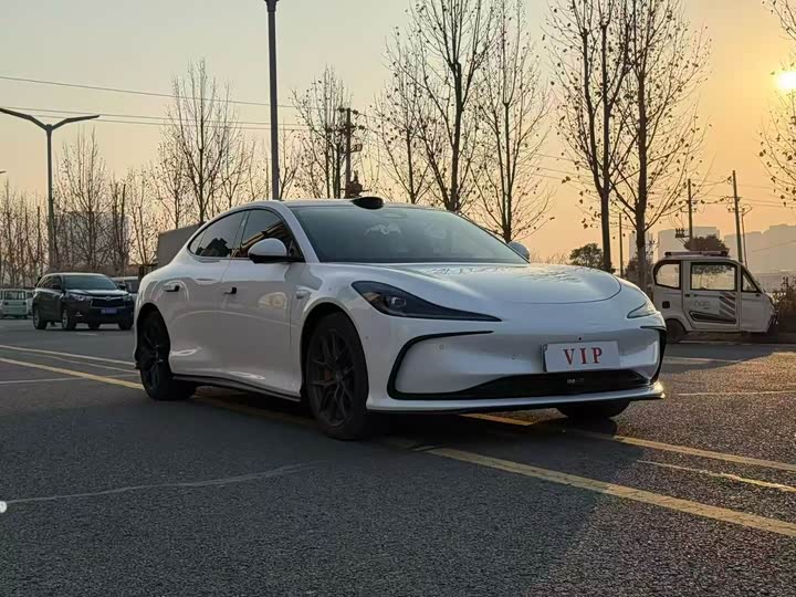 Фото 3 - IM motors L6