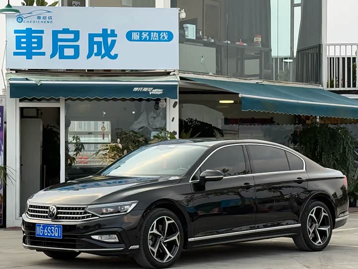 Фото 1 - Volkswagen Magotan