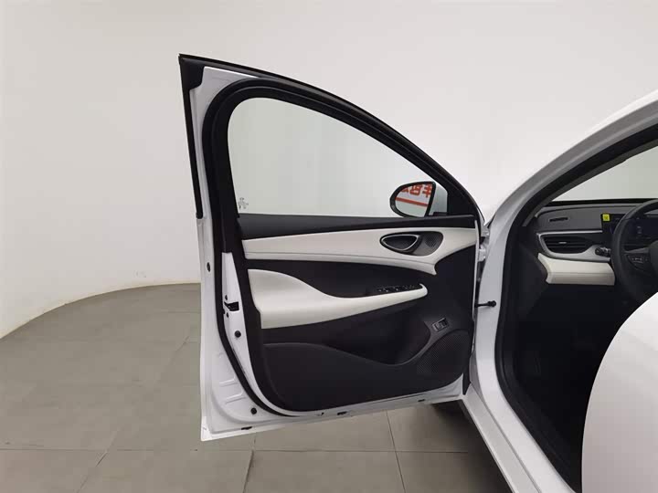 Фото 8 - BYD Seal 05 DM-i Hybrid