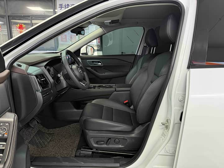 Фото 4 - Nissan X-Trail