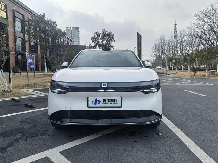 Фото 2 - Zeekr 7X