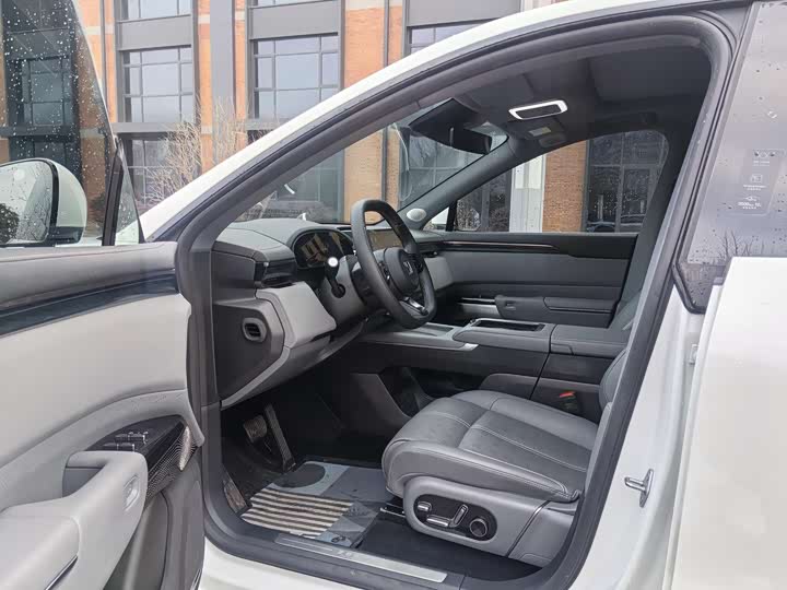 Фото 5 - Zeekr 7X