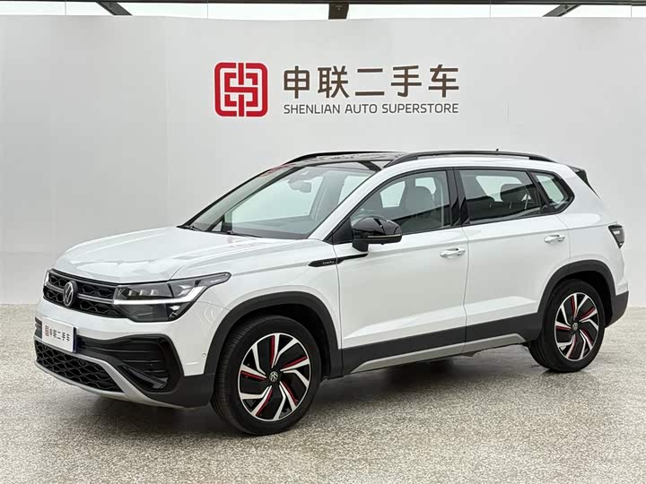 Фото 1 - Volkswagen Tharu