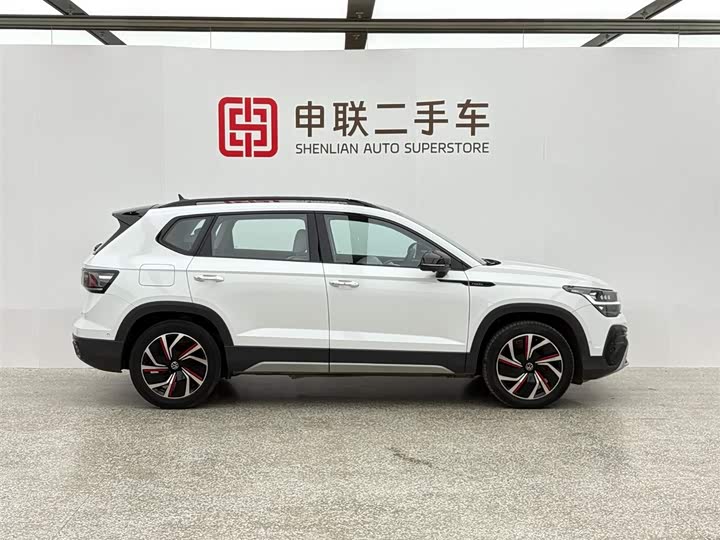 Фото 5 - Volkswagen Tharu