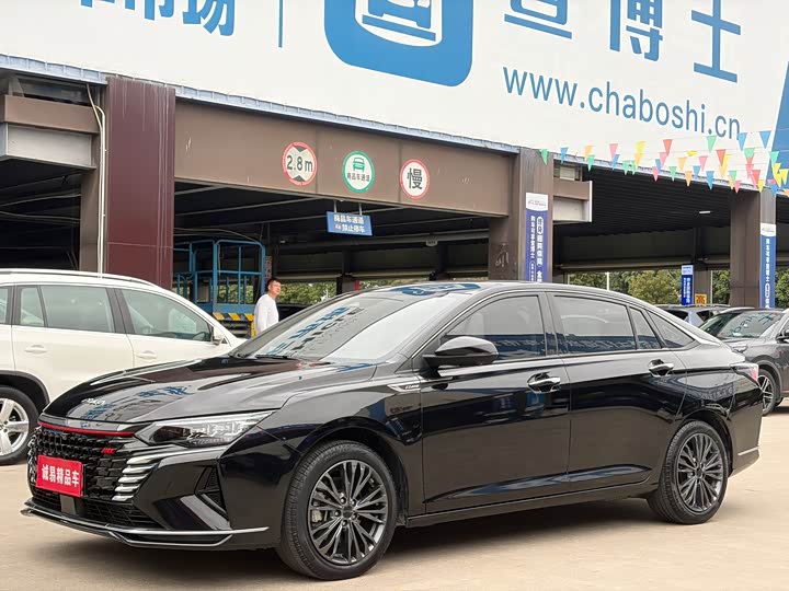 Фото 1 - Dongfeng Aeolus Yixuan Max