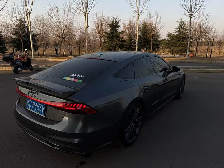 Фото 9 - Audi A7