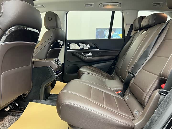 Фото 8 - Mercedes-Benz GLS-Class