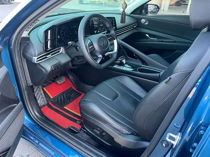 Фото 4 - Hyundai Elantra N line